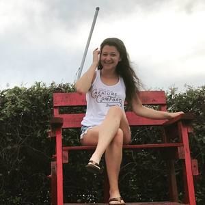 Meet your Posher, Kim